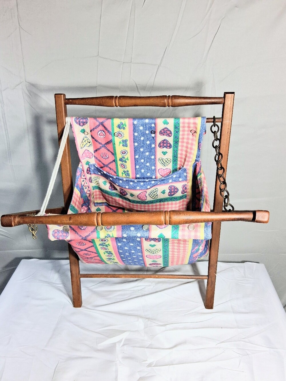 20 X 16 Vintage Folding Sewing Magazine Caddy with Inside Pocket for Accessories